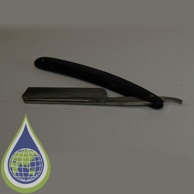 Razor for cutting Microscopic sections, both sides hollow blade